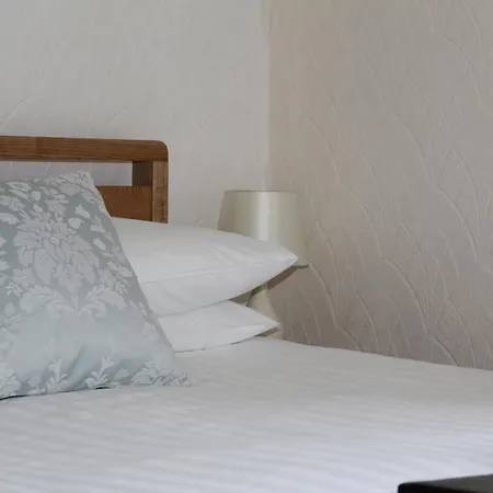 The Bay House View - Adults Only B&B